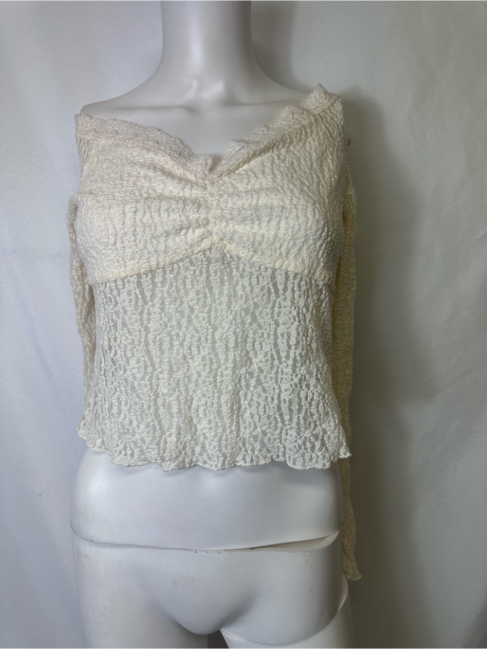 silence + noise Cream Lace Off-Shoulder Long Sleeve Top